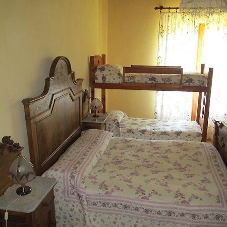 Agriturismo Arcobaleno Hotell Aramengo Rum bild