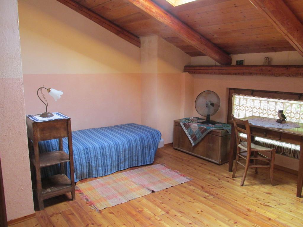 Agriturismo Arcobaleno Hotell Aramengo Rum bild