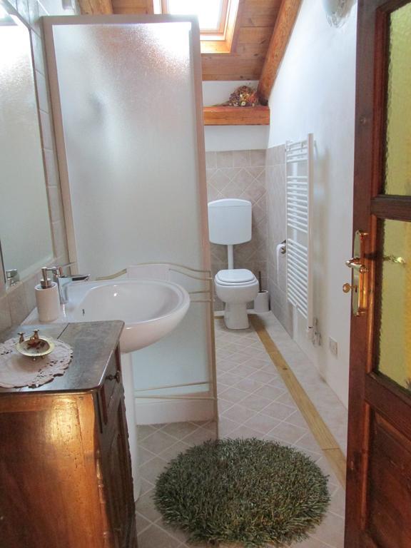 Agriturismo Arcobaleno Hotell Aramengo Rum bild