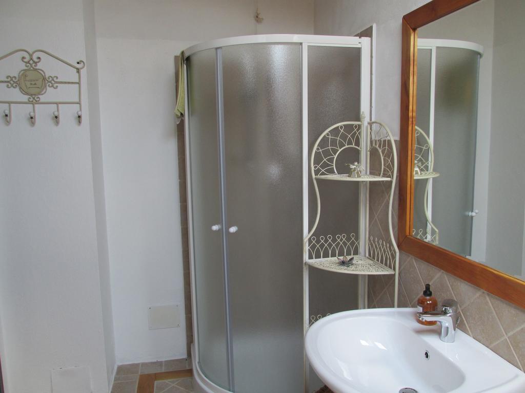 Agriturismo Arcobaleno Hotell Aramengo Rum bild